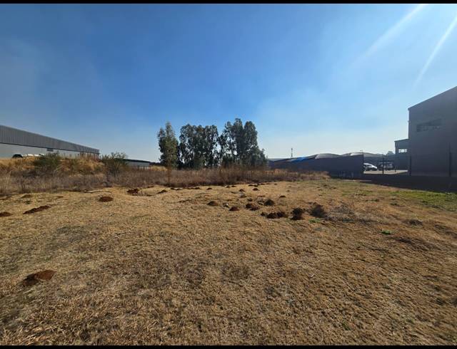 7,970M² VACANT LAND FOR SALE IN DUNCANVILLE